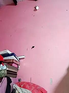 Snapshot of VamikaAngel chatting on 10.02.25 VamikaAngel online show from 10.02.25