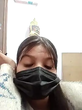 Snapshot of VamikaAngel chatting on 11.25.25 VamikaAngel online show from 11.25.25