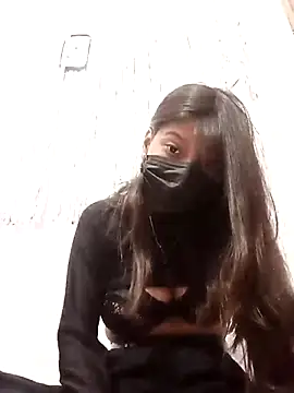 Snapshot of VamikaAngel chatting on 12.04.25 VamikaAngel online show from 12.04.25