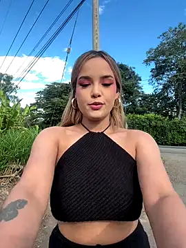 Snapshot of Sam_pablo21 chatting on 10.05.25 Sam pablo21 online show from 10.05.25