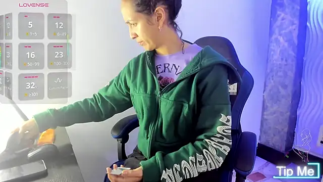 alison moon7 online show from 02.03.26