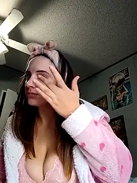 lillylooney online show from 10.07.25