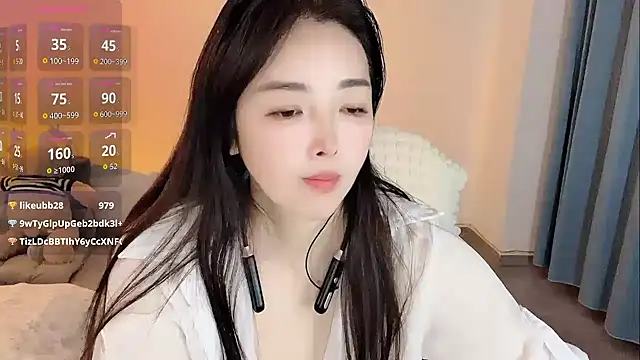 Xiali-166 online show from 03.11.26