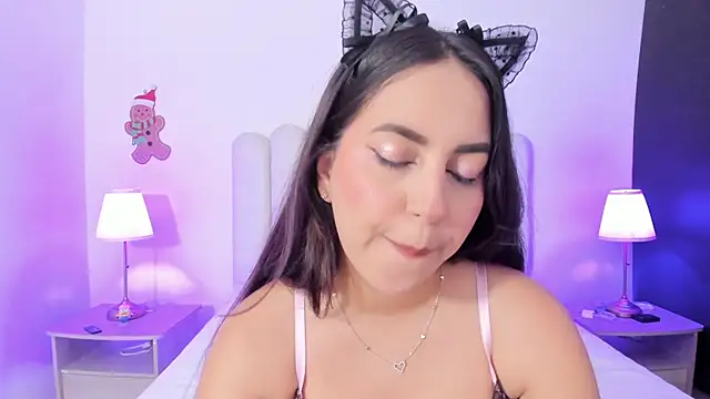 Snapshot of SofieBunnie chatting on 04.06.26 SofieBunnie online show from 04.06.26