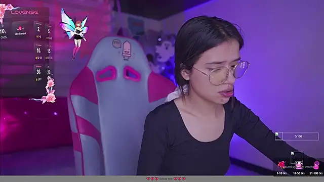 Lana Dreams  online show from 10.29.25