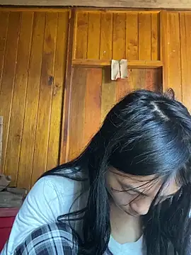 EmLy02 online show from 09.20.25