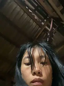 EmLy02 online show from 09.29.25