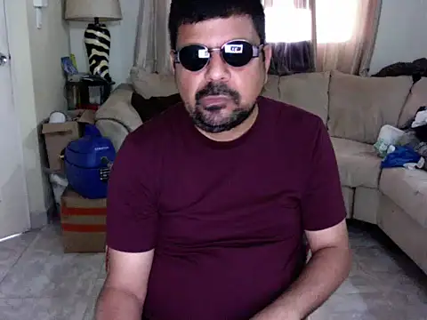 Snapshot of Diabloproducciones chatting on 09.22.25 Diabloproducciones online show from 09.22.25