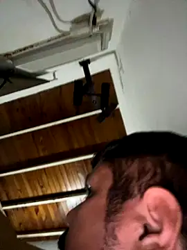 Snapshot of Diabloproducciones chatting on 10.04.25 Diabloproducciones online show from 10.04.25