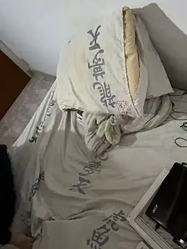 Snapshot of Diabloproducciones chatting on 11.27.25 Diabloproducciones online show from 11.27.25