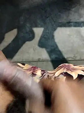 Snapshot of Jhaat_Ke_Baal_IND chatting on 11.21.25 Jhaat Ke Baal IND online show from 11.21.25