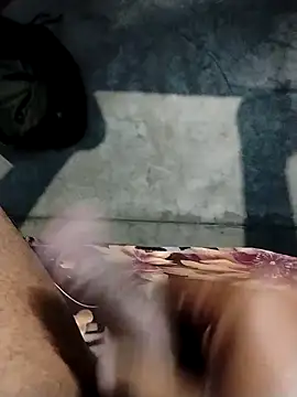 Snapshot of Jhaat_Ke_Baal_IND chatting on 12.23.25 Jhaat Ke Baal IND online show from 12.23.25