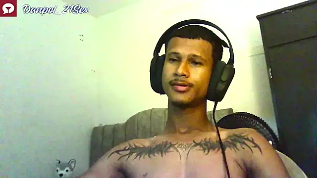 Snapshot of Danpol_21sex chatting on 07.07.26 Danpol 21sex online show from 07.07.26