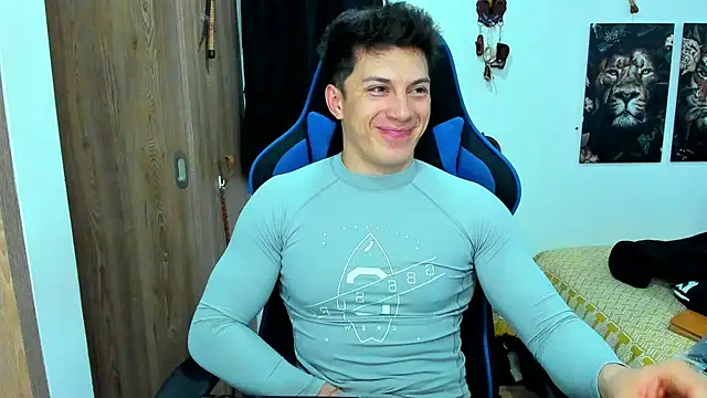 Snapshot of javiersexymann chatting on 12.19.24 javiersexymann online show from 12.19.24