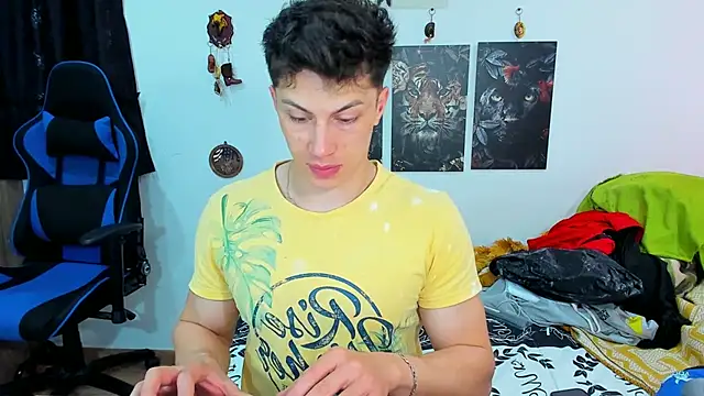 Snapshot of javiersexymann chatting on 01.28.25 javiersexymann online show from 01.28.25