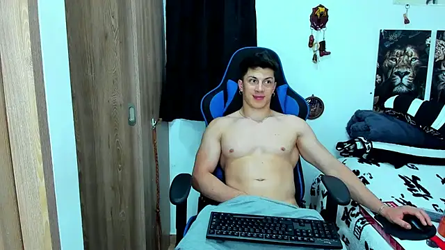 Snapshot of javiersexymann chatting on 02.12.25 javiersexymann online show from 02.12.25