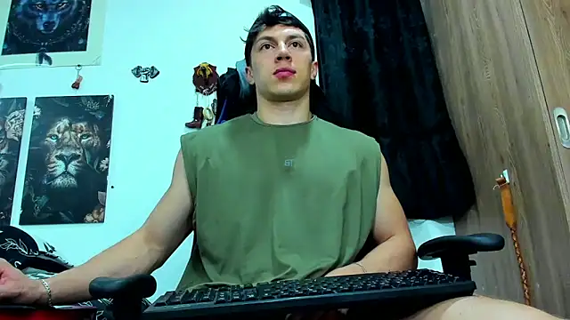 Snapshot of javiersexymann chatting on 03.04.25 javiersexymann online show from 03.04.25