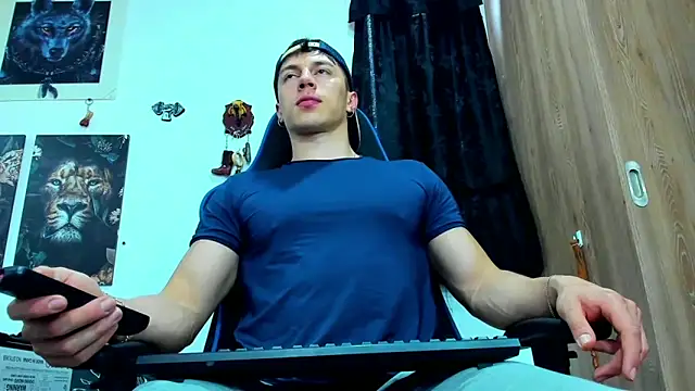 Snapshot of javiersexymann chatting on 03.19.25 javiersexymann online show from 03.19.25