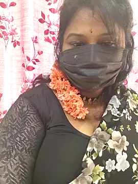 Snapshot of chaitara-reddy chatting on 03.07.26 chaitara-reddy online show from 03.07.26