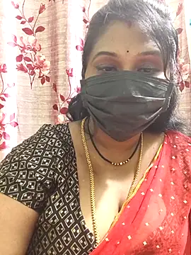 Snapshot of chaitara-reddy chatting on 03.09.26 chaitara-reddy online show from 03.09.26