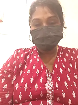 Snapshot of chaitara-reddy chatting on 03.17.26 chaitara-reddy online show from 03.17.26