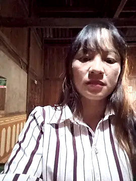 Snapshot of Mini3333 chatting on 10.25.25 Mini3333 online show from 10.25.25