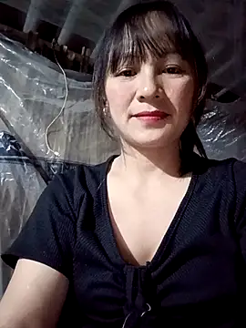 Snapshot of Mini3333 chatting on 11.22.25 Mini3333 online show from 11.22.25