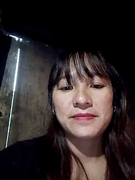 Snapshot of Mini3333 chatting on 12.17.25 Mini3333 online show from 12.17.25