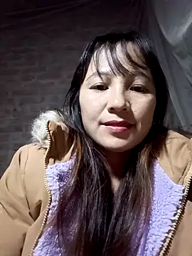 Snapshot of Mini3333 chatting on 12.21.25 Mini3333 online show from 12.21.25