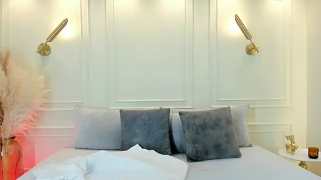 Snapshot of gabysanta_ chatting on 09.21.25 gabysanta online show from 09.21.25