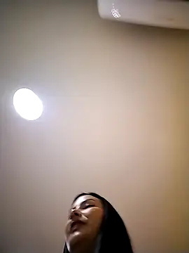 Snapshot of gabysanta_ chatting on 11.07.25 gabysanta online show from 11.07.25