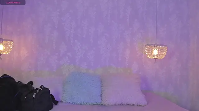 Snapshot of shumy_angels chatting on 10.05.25 shumy angels online show from 10.05.25