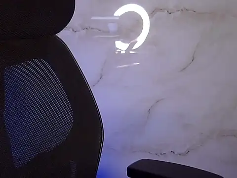 Snapshot of kaira_sharma11 chatting on 11.18.25 kaira sharma11 online show from 11.18.25