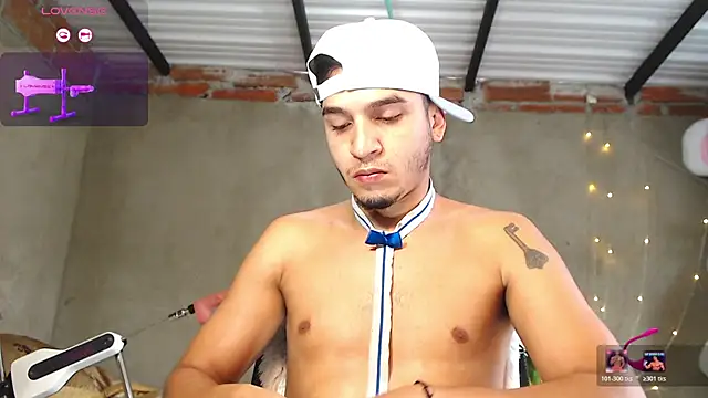 Snapshot of Angel_latinboy chatting on 06.15.26 Angel latinboy online show from 06.15.26