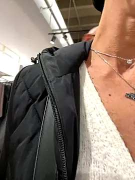 eddivad6974 online show from 10.25.25