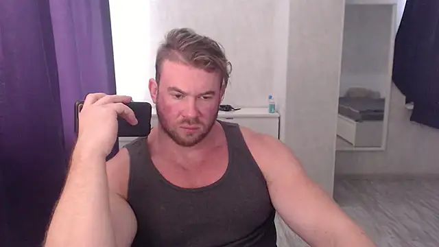 Snapshot of ThorHemsworthRU chatting on 12.14.24 ThorHemsworthRU online show from 12.14.24