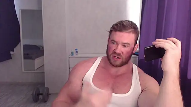 Snapshot of ThorHemsworthRU chatting on 12.24.24 ThorHemsworthRU online show from 12.24.24