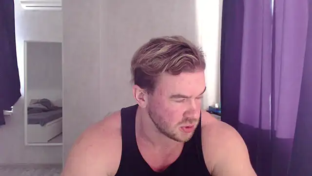 Snapshot of ThorHemsworthRU chatting on 01.11.25 ThorHemsworthRU online show from 01.11.25