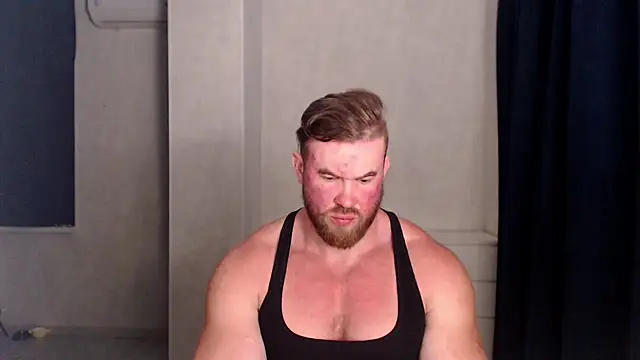 Snapshot of ThorHemsworthRU chatting on 10.06.25 ThorHemsworthRU online show from 10.06.25