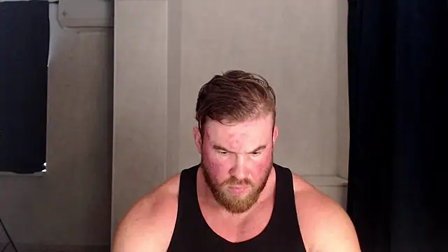 Snapshot of ThorHemsworthRU chatting on 10.11.25 ThorHemsworthRU online show from 10.11.25