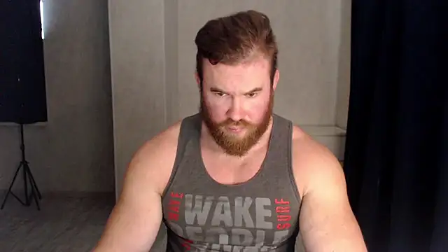 Snapshot of ThorHemsworthRU chatting on 11.05.25 ThorHemsworthRU online show from 11.05.25