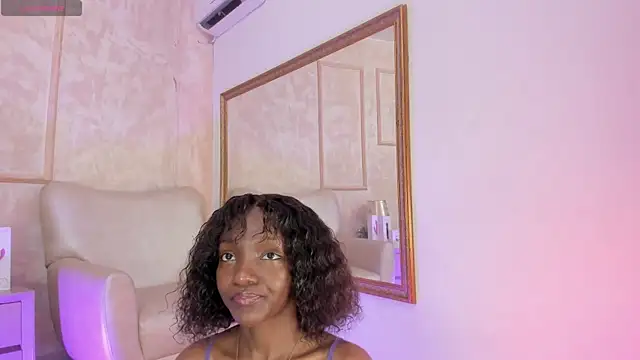 Keirahartz online show from 11.23.25