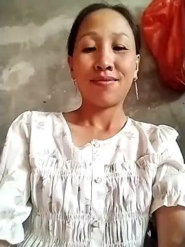 cute love00 online show from 09.23.25