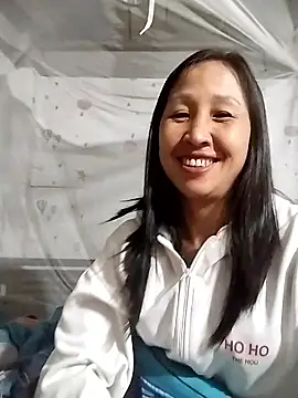 cute love00 online show from 01.10.26