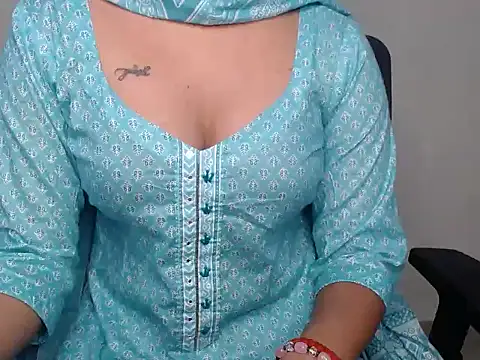 oceaneyees  online show from 09.24.25