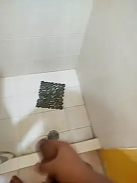 Snapshot of Davidhdz1988Jj chatting on 09.14.25 Davidhdz1988Jj online show from 09.14.25