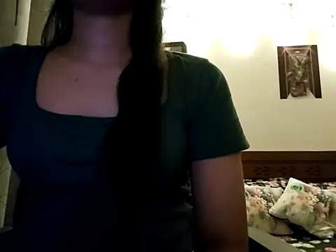 Snapshot of Maria--Strella chatting on 10.27.25 Maria--Strella online show from 10.27.25