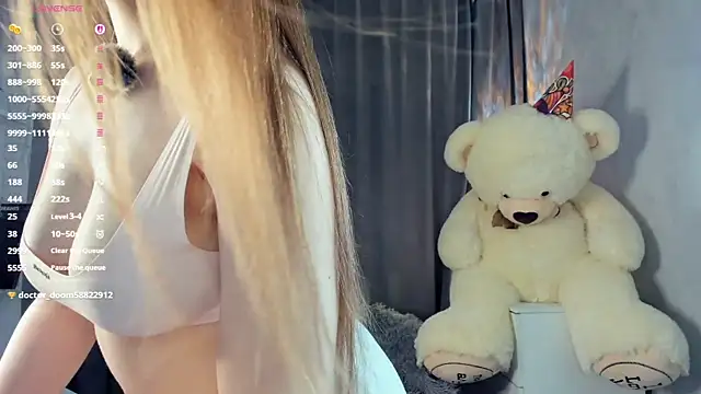 Snapshot of BelleDream chatting on 03.02.26 BelleDream online show from 03.02.26