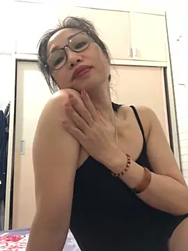 Vitamin sexy online show from 10.03.25