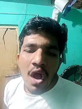 Snapshot of sexofbro chatting on 09.27.25 sexofbro online show from 09.27.25